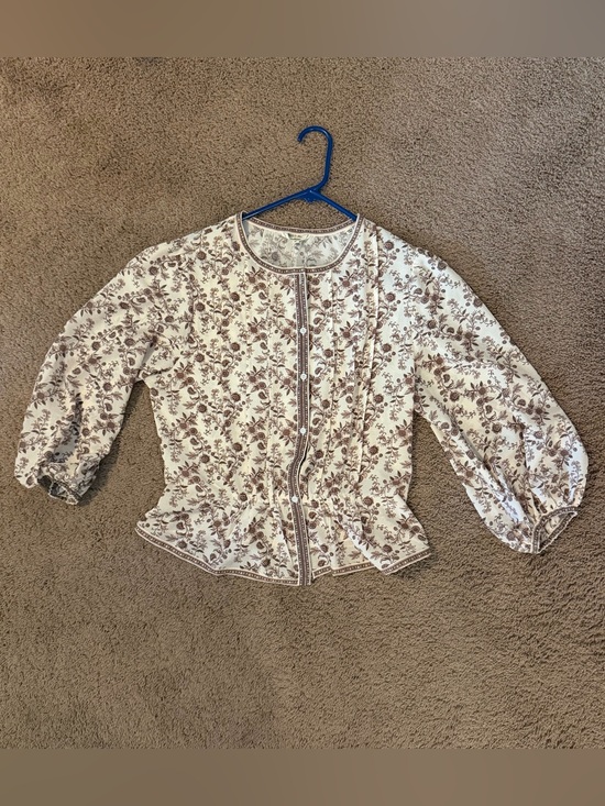 Max Studio Tops - Lovely Max Studio London Ivory and Brown Floral Blouse Size M